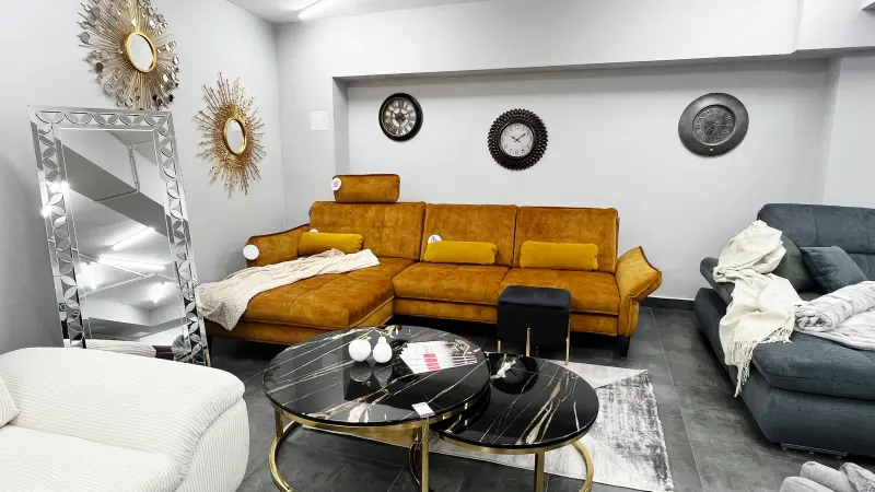 г. Гродно, 1-я Трудовая улица 6, "Фирменный салон DeStyle"